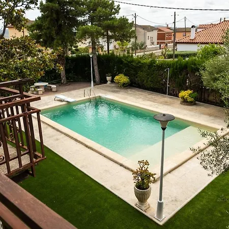 En Tarragona Holiday home Torregasa